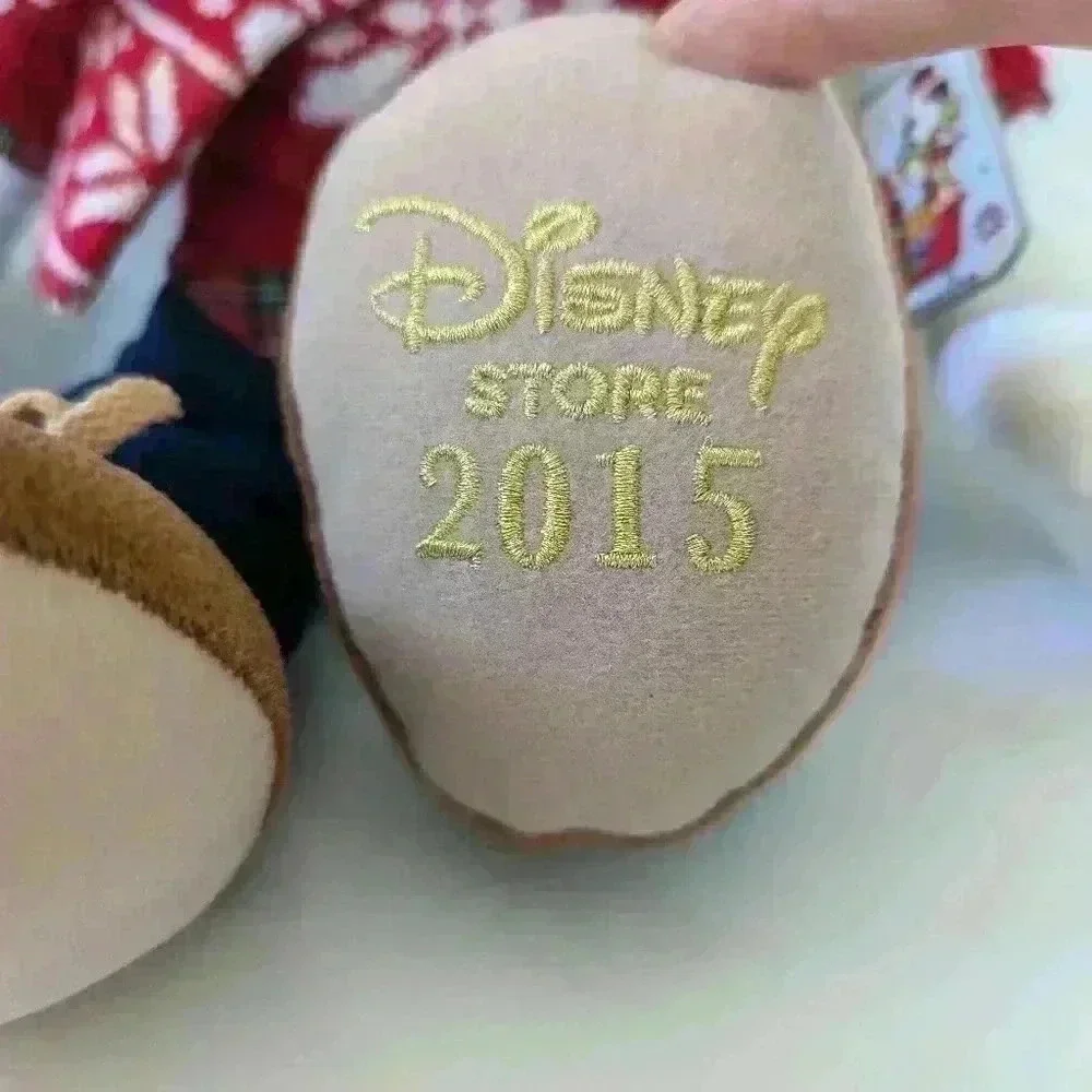 Disney Mickey Mouse 16” Holiday Plush 2015 Winter Christmas Plush Stuffed Animal